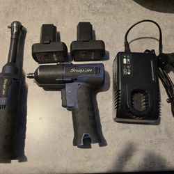 2 piece Snap-On Electric Tools/batteries/charger 