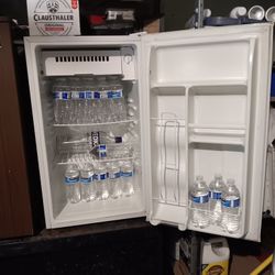 Kenmore Mini Fridge
