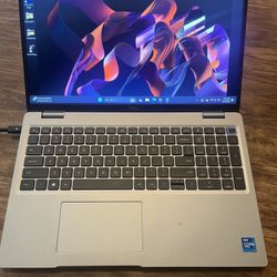 Dell Latitude 5521 - Windows 11 Pro