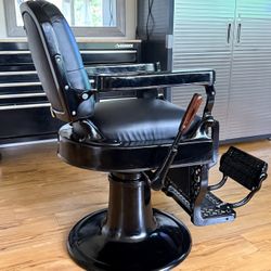 Black Koken Barber Chair