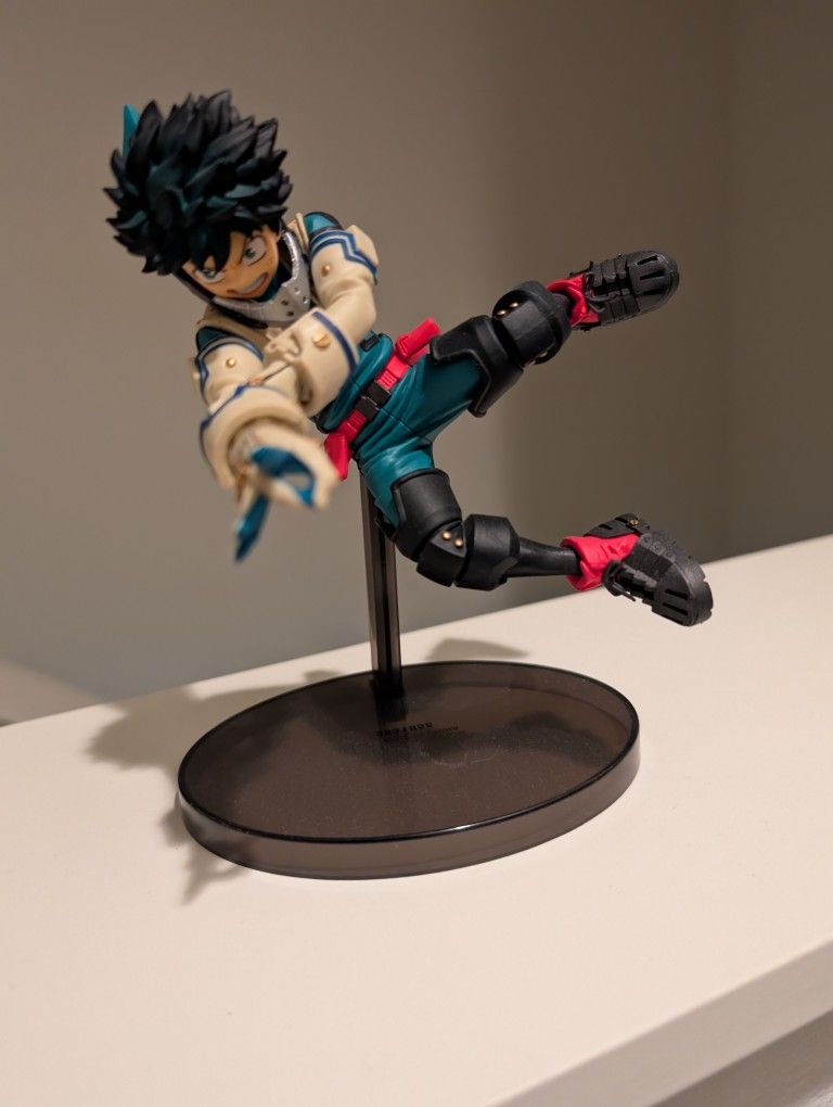 MHA Deku Flying Figure