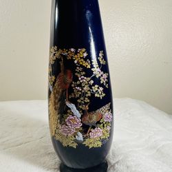 Vintage Cobalt Blue Gold Trim Porcelain Pheasants with Flowers Vase 8" T, Taiwan