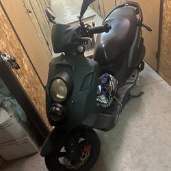 Genuine Scooter 2014