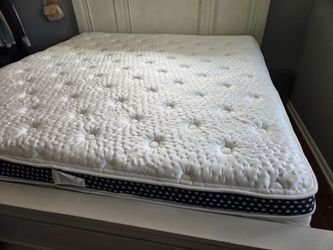 King WinkBed Luxury Firm Mattress - Like New