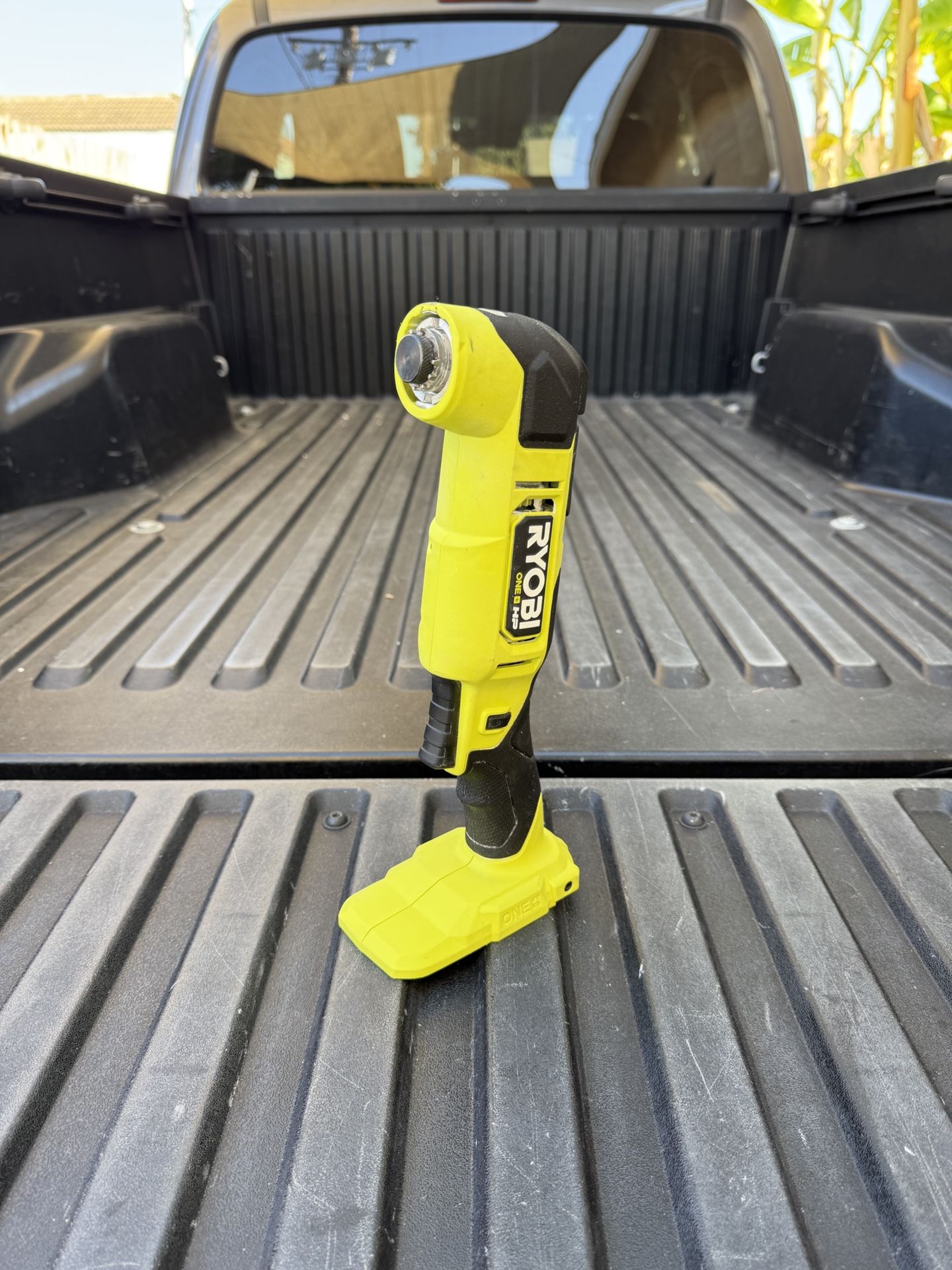 RYOBI ONE+ HP 18V Brushless Cordless Oscillating Multi-Tool (Tool Only) **FIRM PRICE**