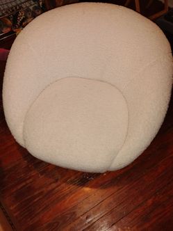 White swivel chair