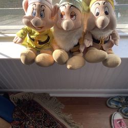 Disney Classic Snow White Dwarf Dolls