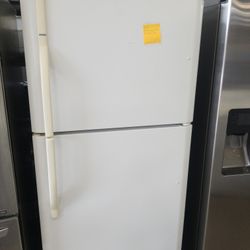 Kenmore White Basic Top Freezer Fridge FREE LOCAL DELIVERY 