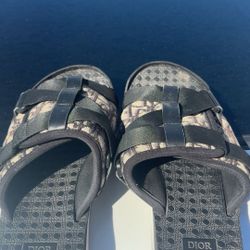 Dior Slides Size 8.5