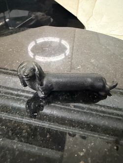 Vintage cast iron black dachshund dog 3.5”L