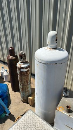 2 bottles gas cutting $50 ea