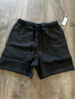 BLACK ESSENTIAL SHORTS!!