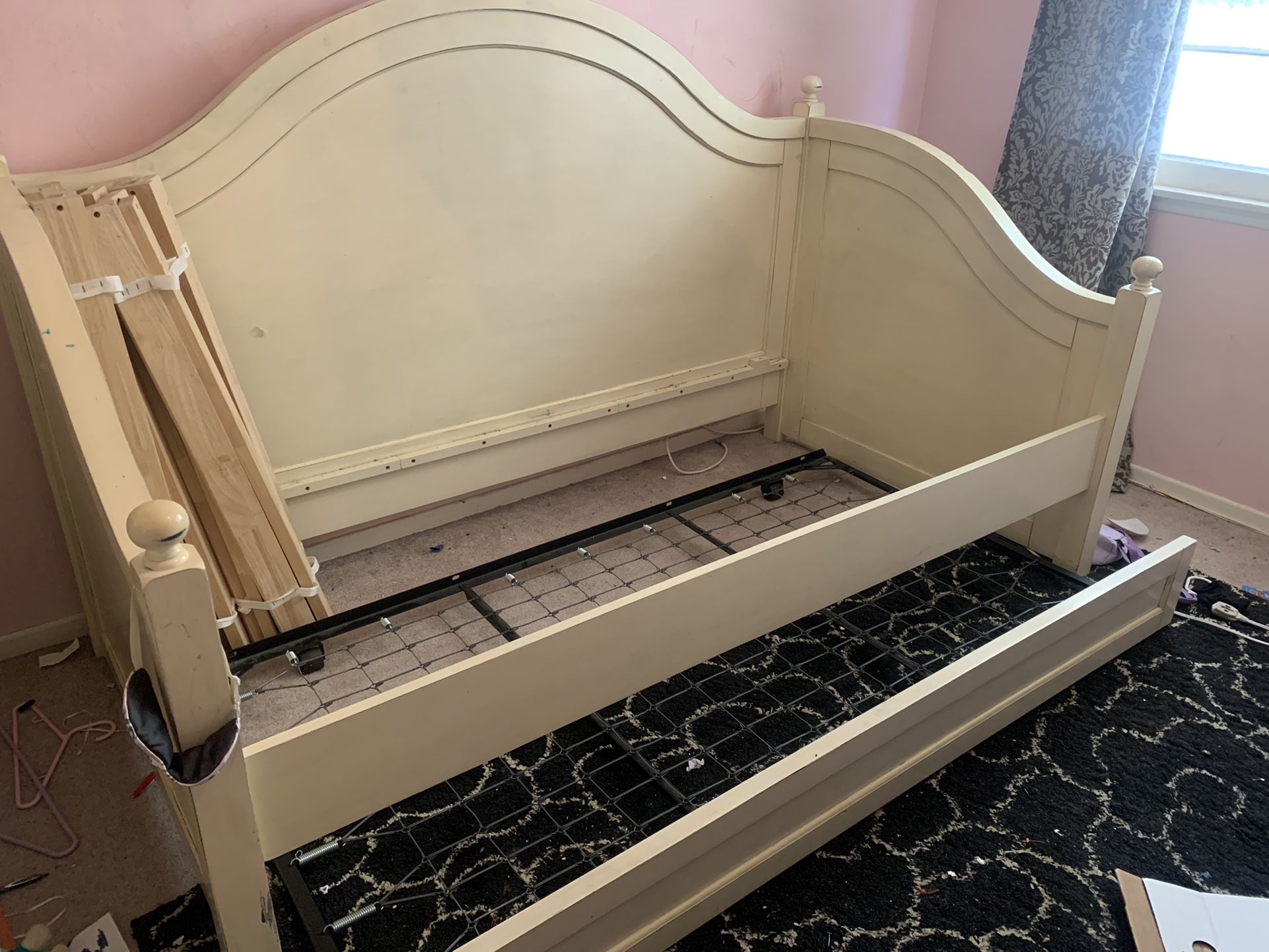 Pottery Barn Daybed for Sale in La Mesa, CA OfferUp