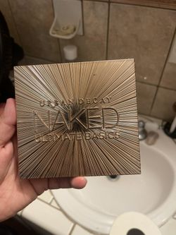Urban Decay Naked Ultimate Basics