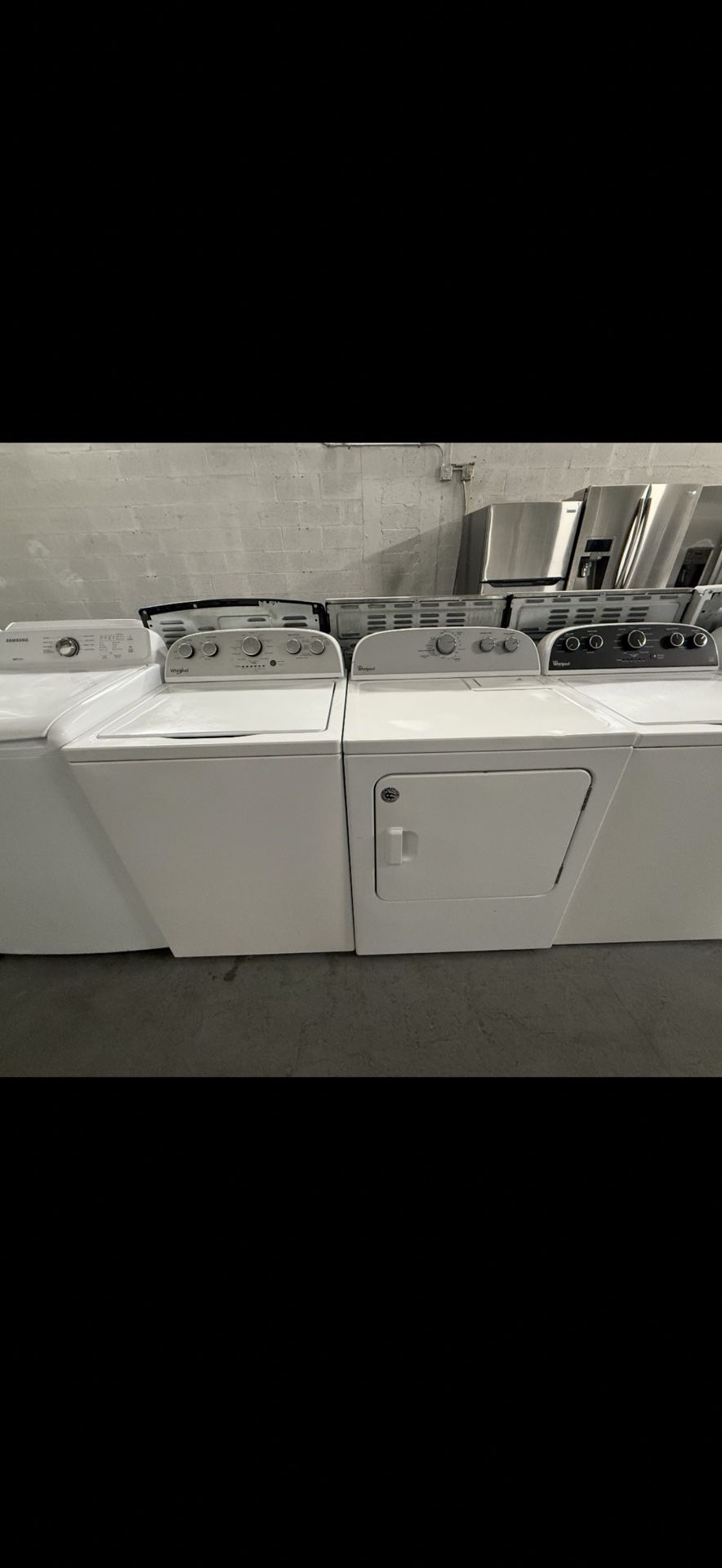 Whirlpool Washer And Dryer Set “27 ( Lavadora Y Secadora )
