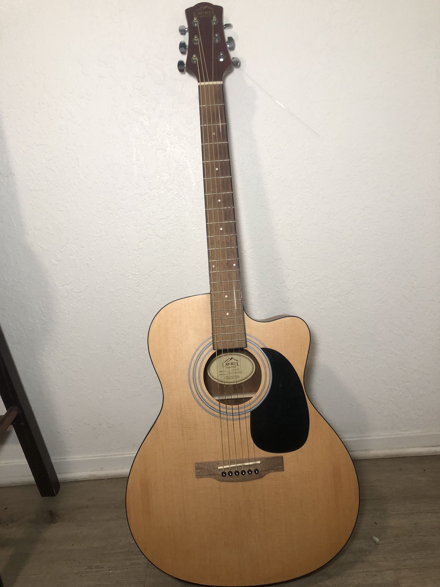 Laurel Canyon Guitar 