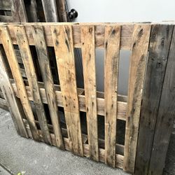 Pallets     Free