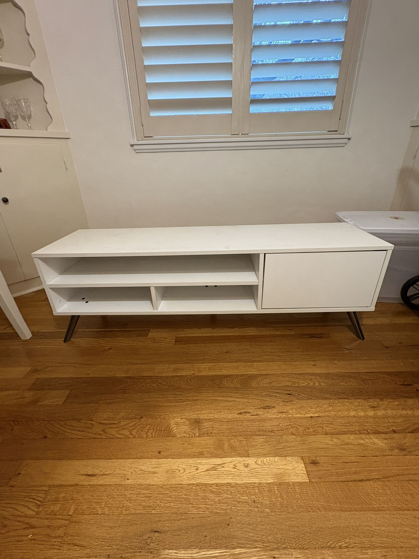 Wayfair TV Stand (53.5x14.5 Inches)