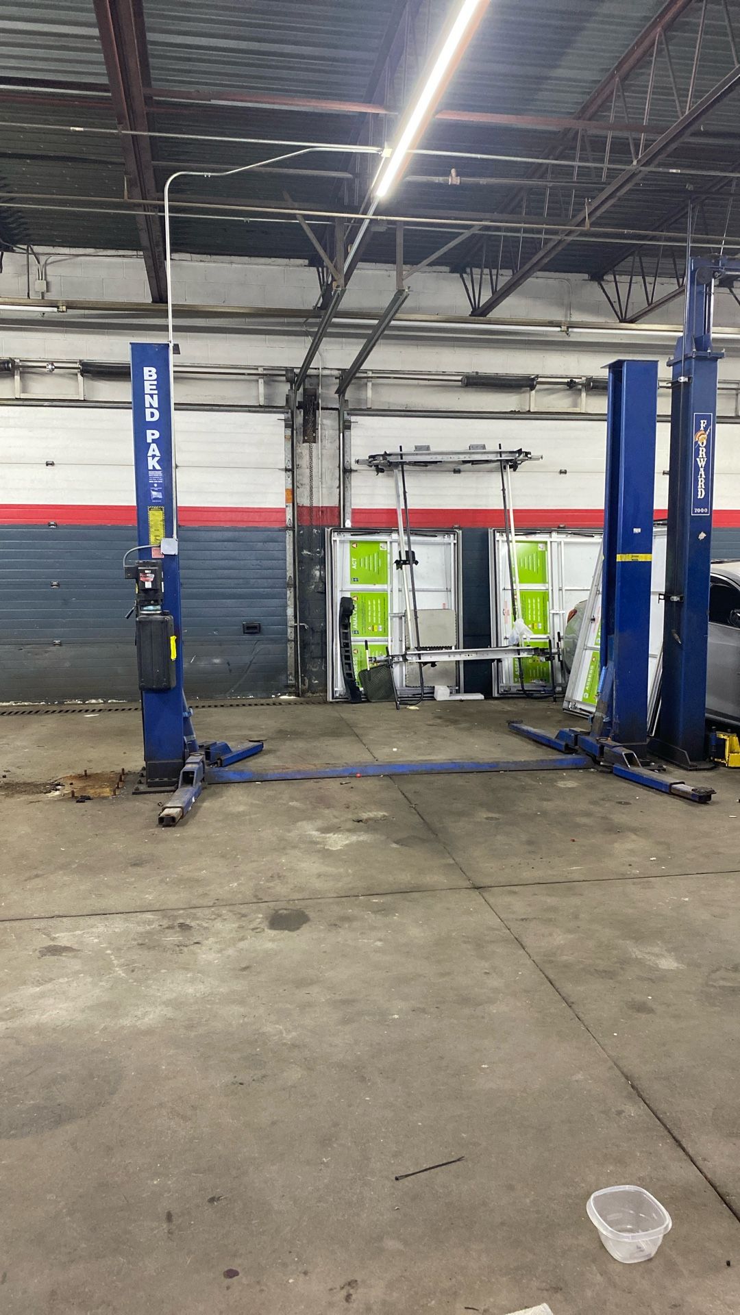 Bend Pak Car Lift 9000 Lbs