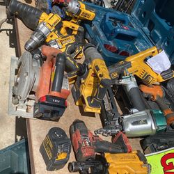 Used tool in good condition opportunity price prices range from $50 to $90 -$120 $1580 warranty 1 month.   There is a guarantee of what you pay in cre