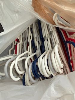 Kid hangers