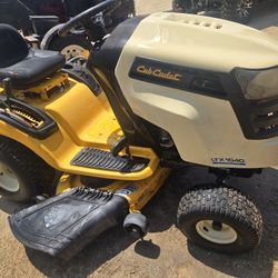 Cub Cadet LTX 1040 Riding Mower