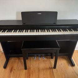 Yamaha Full-Size, Touch Sensitive Keyboard + Bench