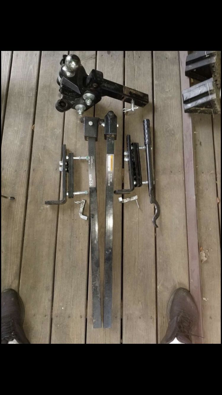 Camper trailer hitch