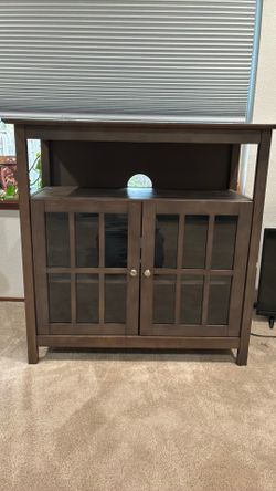TV Stand/Entertainment Center