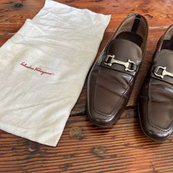 Salvatore Ferragamo Gancini Loafers in size 8.5 D
