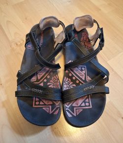 Womens Size 8 Merrell Sports Sandals