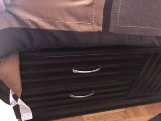 King bed w/10 draws for sale!!