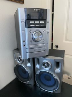 Stereo, Sony 3CD, AM FM, Cassette