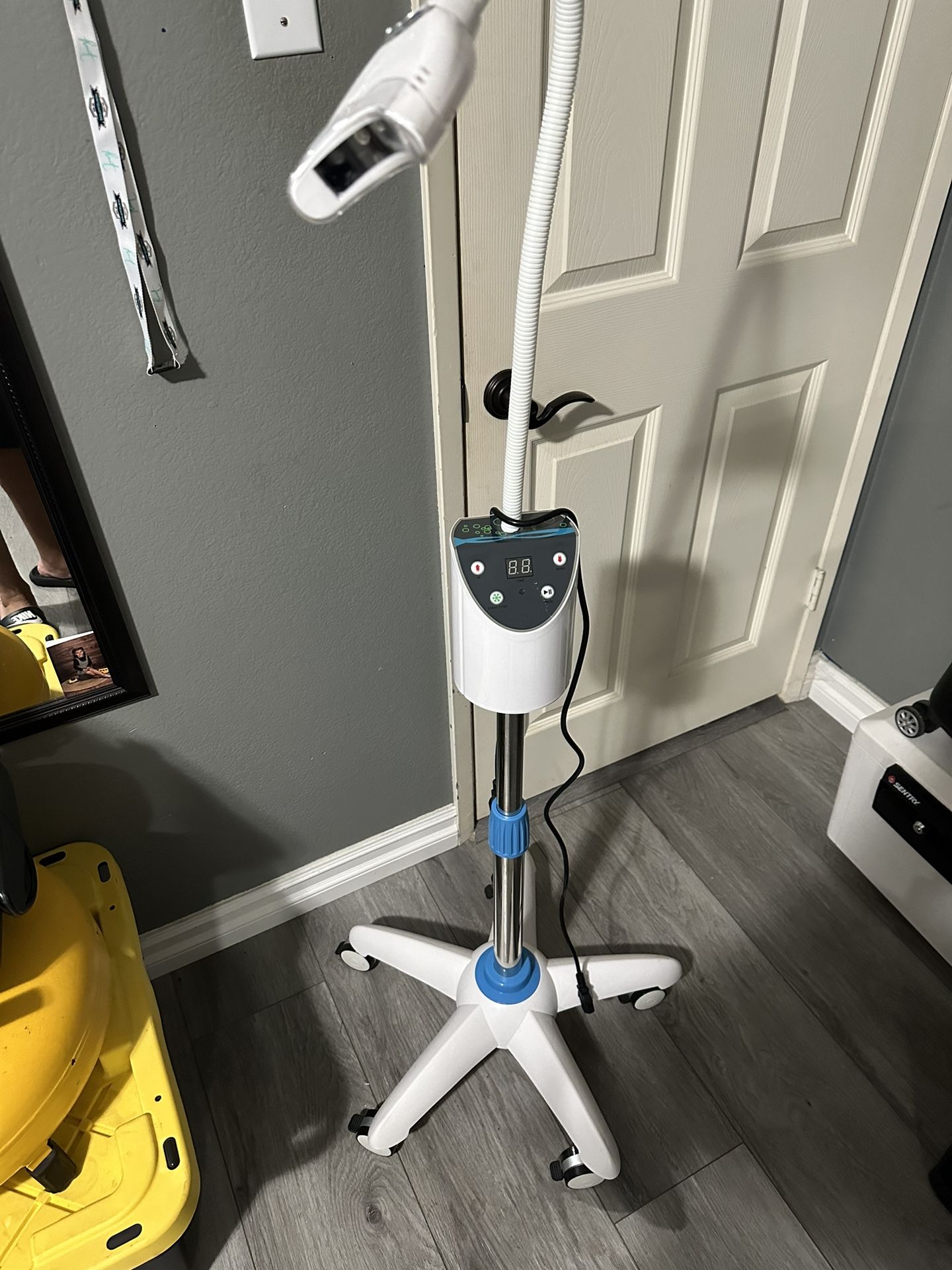 Teeth Whitening Machine
