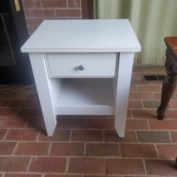 End Table/ Night Stand