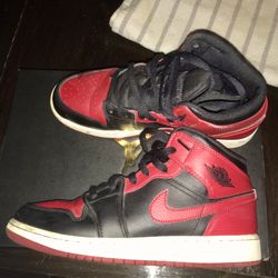 Jordan One Mid  “Banned”