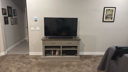 TV/Media Stand - Console
