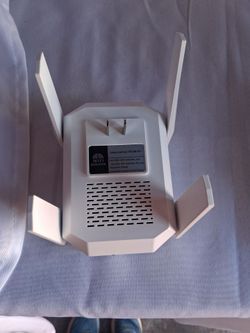 Dual‑Band WiFi Repeater – 2.4G / 5G – FJ‑300AX – One Item