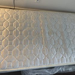Twin mattress