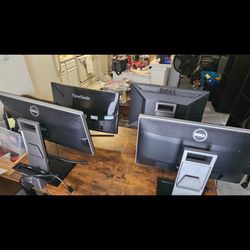 3 Monitors 