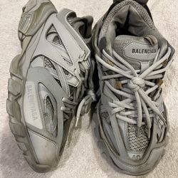 Balenciaga Tracks