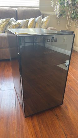 NO-23A Cigar Humidor, 23L Cooling Electronic Cabinet