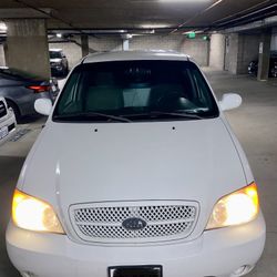 2005 KIA Sedona