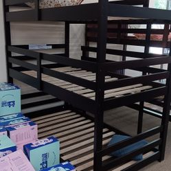 Triple Bunk 