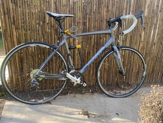 Giant Contender Road Bike