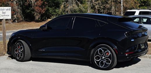 2023 Ford Mustang Mach-e