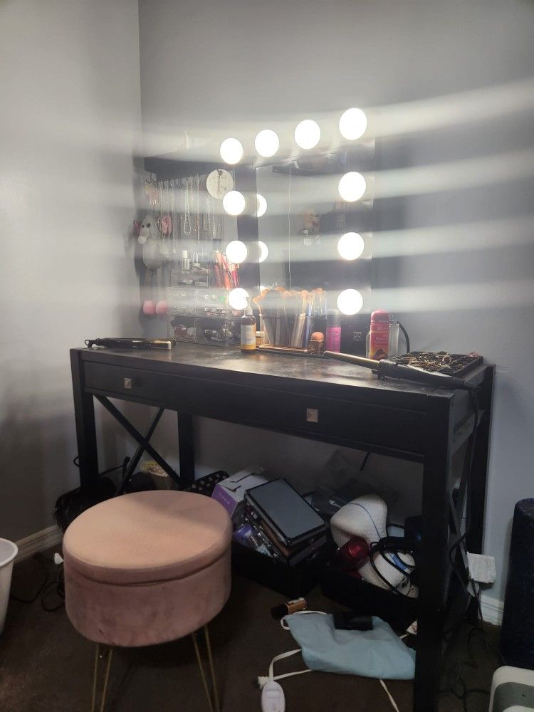 Black Vanity Desk And Mirror