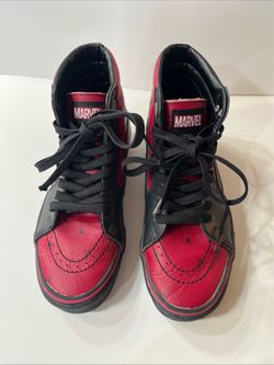 Vans Marvel Deadpool SK8 Red/Black.  Men size 5.5 Women 7.0