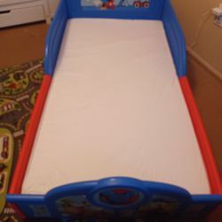 Toddlers’s Bed With Mattress