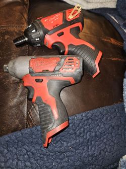 Milwaukee M12 12 Volt Screw Driver 2401-20 & 1/4" Impact Driver